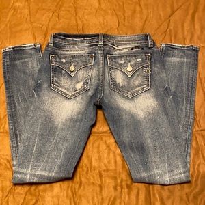 Miss Me 25 distressed Skinny jeans